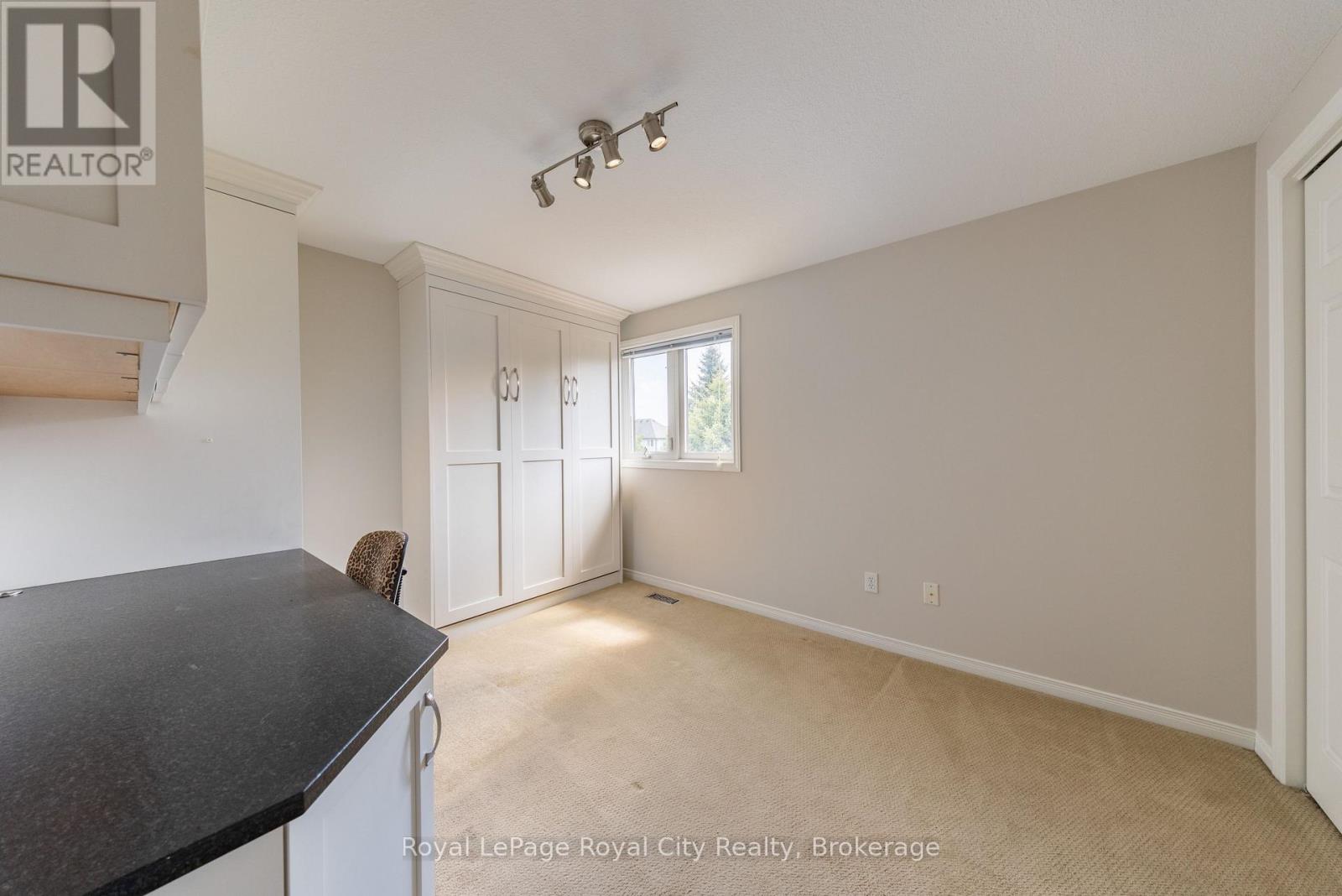 12 Burke Court, Guelph, Ontario  N1L 1J2 - Photo 21 - X12155561