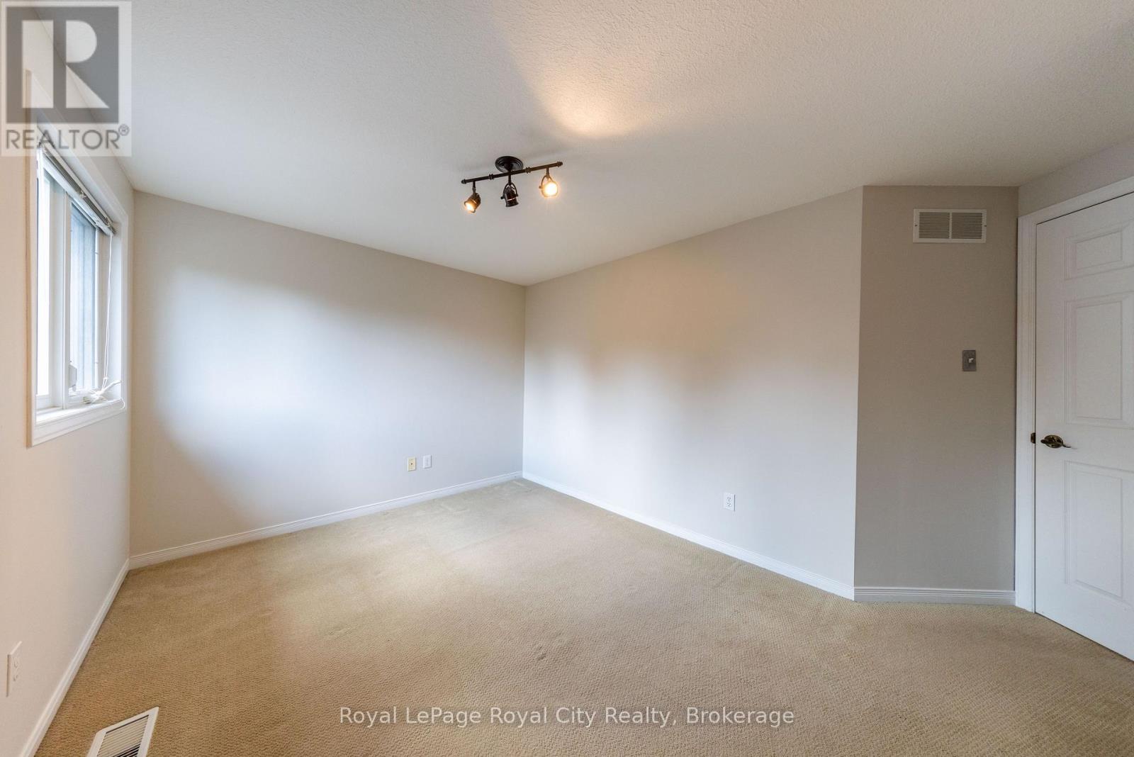 12 Burke Court, Guelph, Ontario  N1L 1J2 - Photo 24 - X12155561