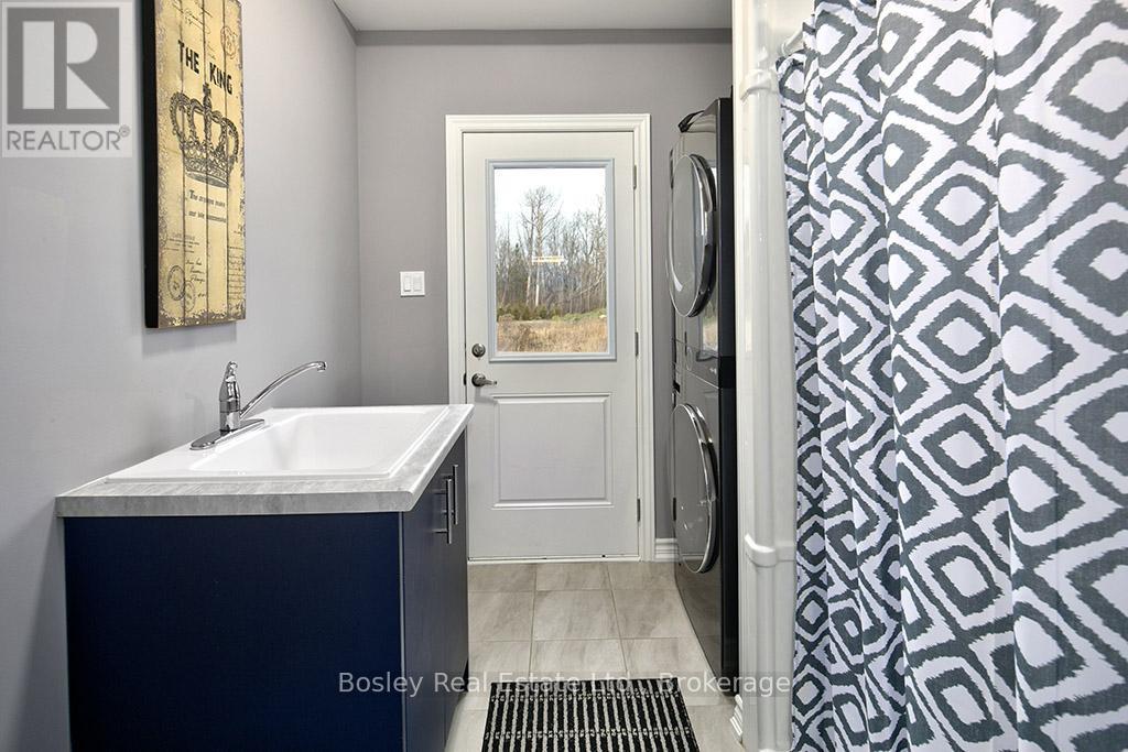 133 Sebastien Street, Blue Mountains, Ontario  N0H 1J0 - Photo 13 - X12155576