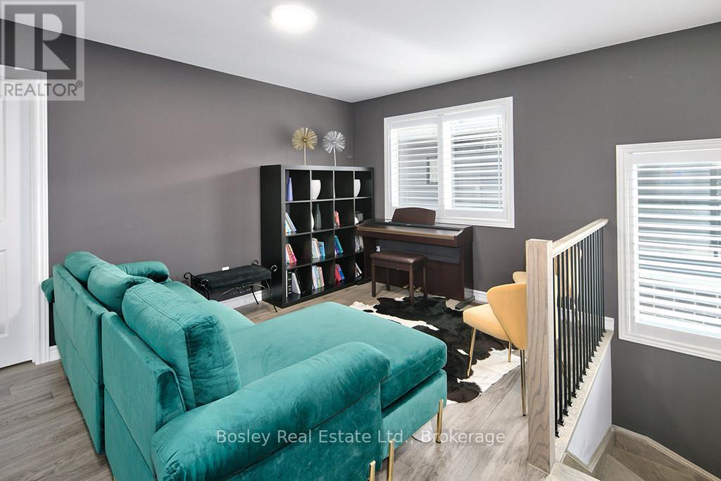 133 Sebastien Street, Blue Mountains, Ontario  N0H 1J0 - Photo 14 - X12155576