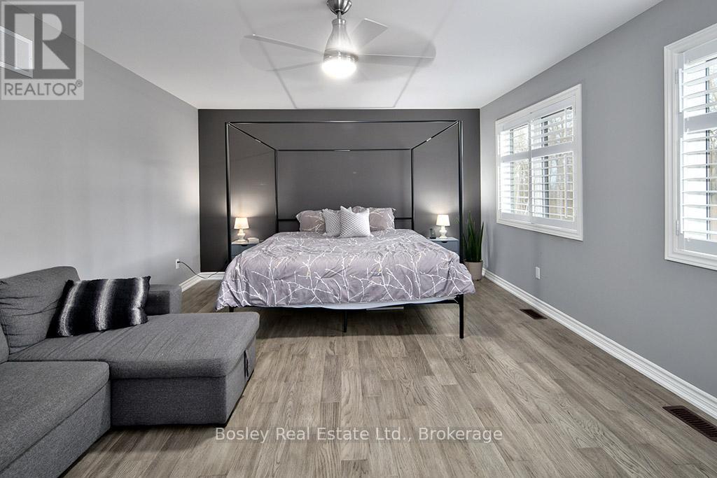 133 Sebastien Street, Blue Mountains, Ontario  N0H 1J0 - Photo 17 - X12155576