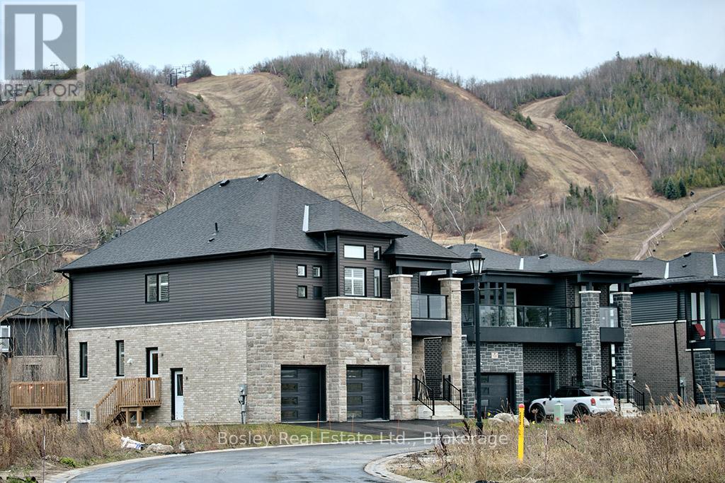 133 Sebastien Street, Blue Mountains, Ontario  N0H 1J0 - Photo 2 - X12155576