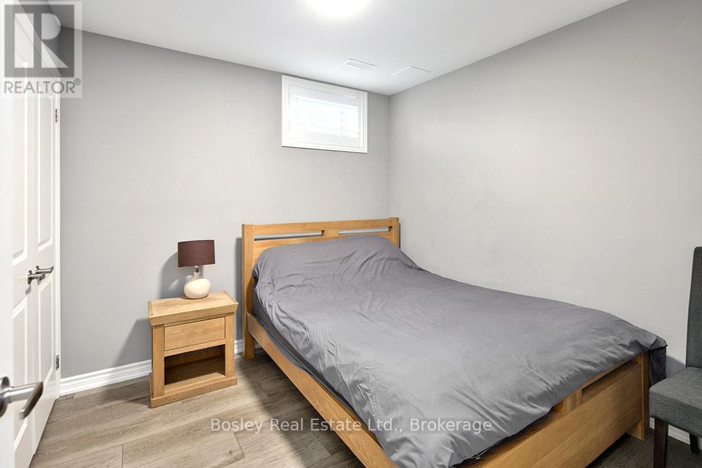 133 Sebastien Street, Blue Mountains, Ontario  N0H 1J0 - Photo 27 - X12155576