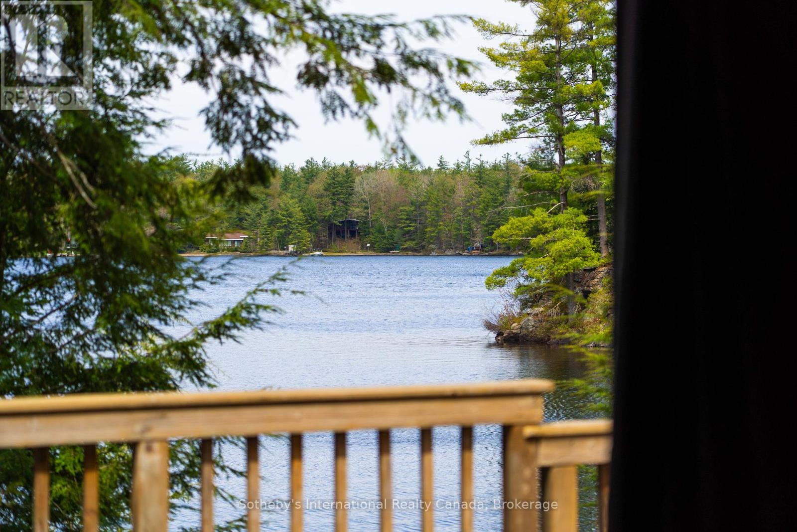 197 Haleway Drive, Gravenhurst, Ontario  P1P 1R2 - Photo 12 - X12155611