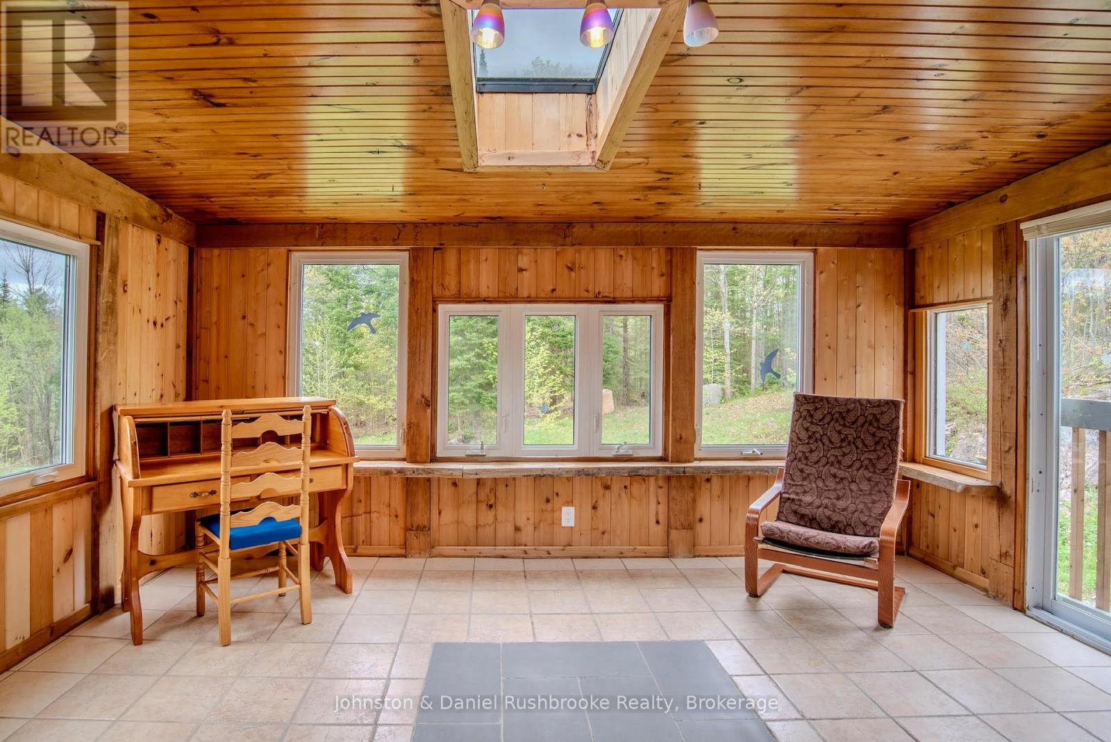 1267 Silver Lake Road, Gravenhurst, Ontario  P1P 1V5 - Photo 11 - X12155616