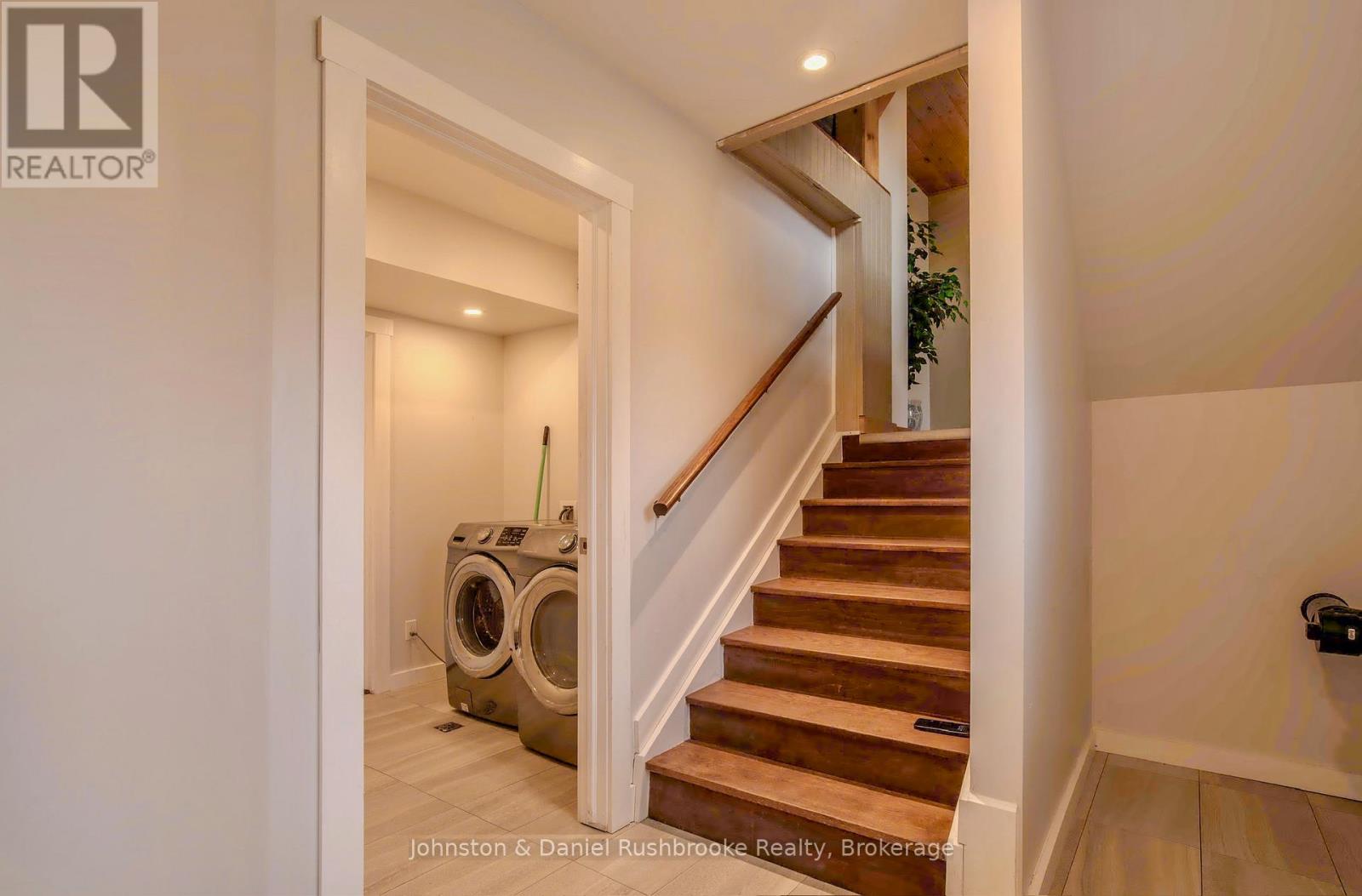 1267 Silver Lake Road, Gravenhurst, Ontario  P1P 1V5 - Photo 20 - X12155616