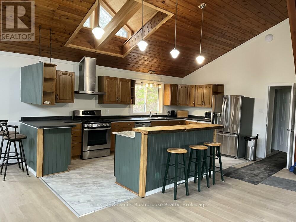 1267 Silver Lake Road, Gravenhurst, Ontario  P1P 1V5 - Photo 7 - X12155616