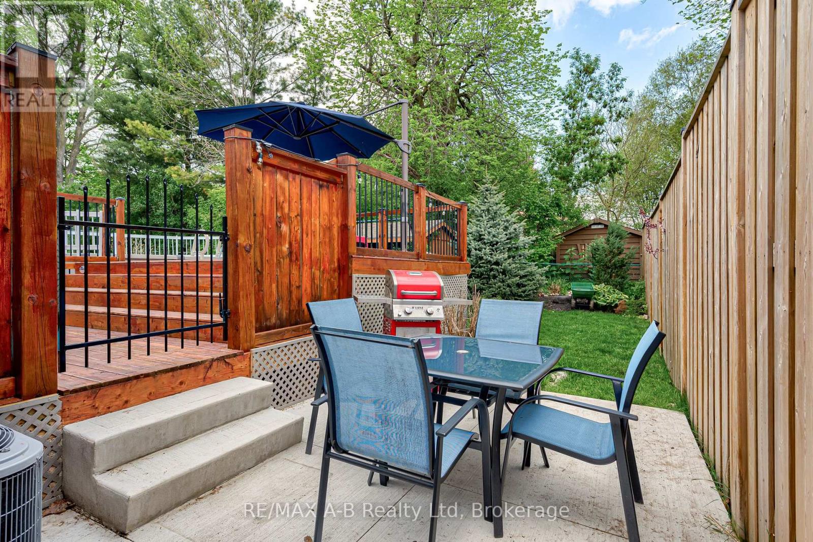 98 Mccarron Crescent, Waterloo, Ontario  N2L 5N2 - Photo 36 - X12155709