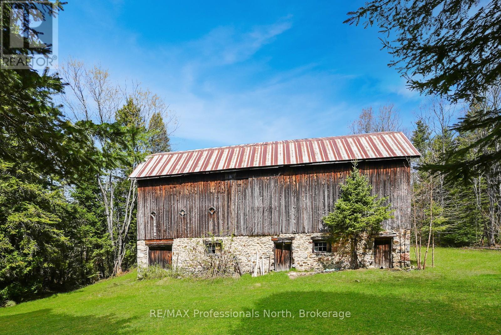 18917 Highway 118, Highlands East, Ontario  K0L 2Y0 - Photo 16 - X12155733