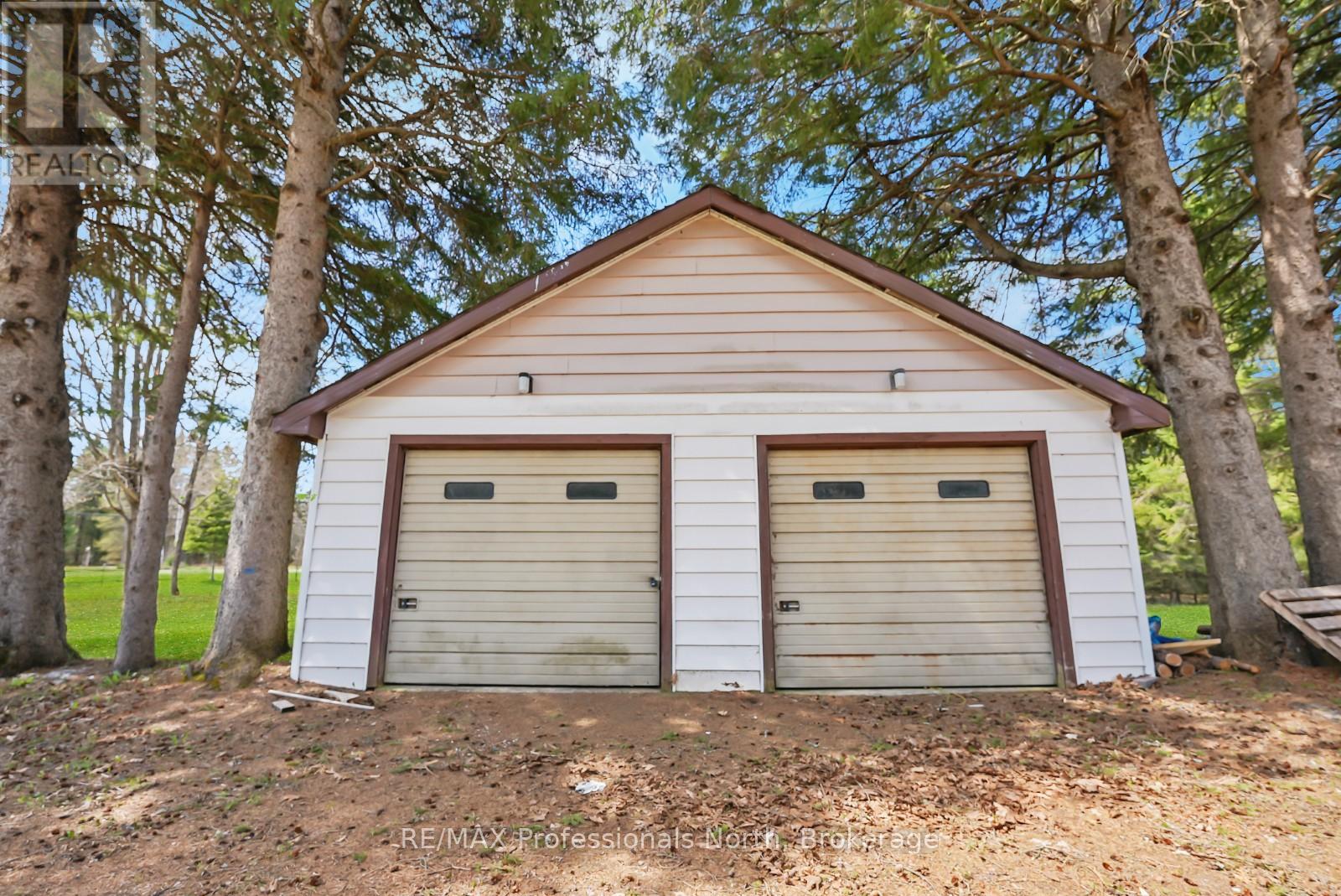 18917 Highway 118, Highlands East, Ontario  K0L 2Y0 - Photo 17 - X12155733