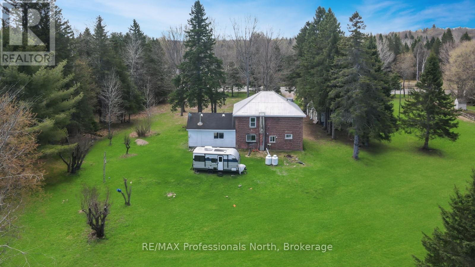 18917 Highway 118, Highlands East, Ontario  K0L 2Y0 - Photo 9 - X12155733