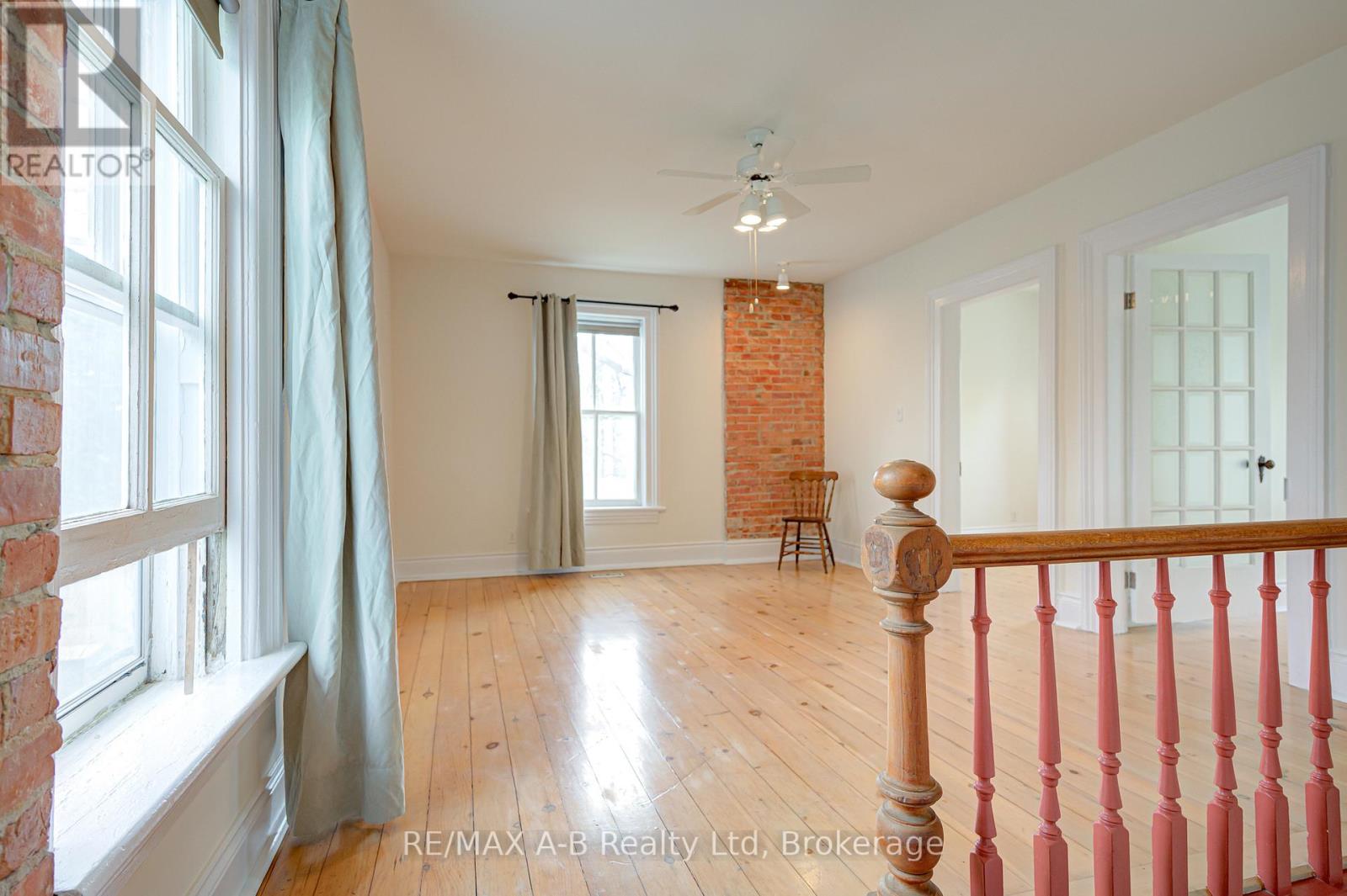 258 Douro Street, Stratford, Ontario  N5A 3S3 - Photo 31 - X12155757