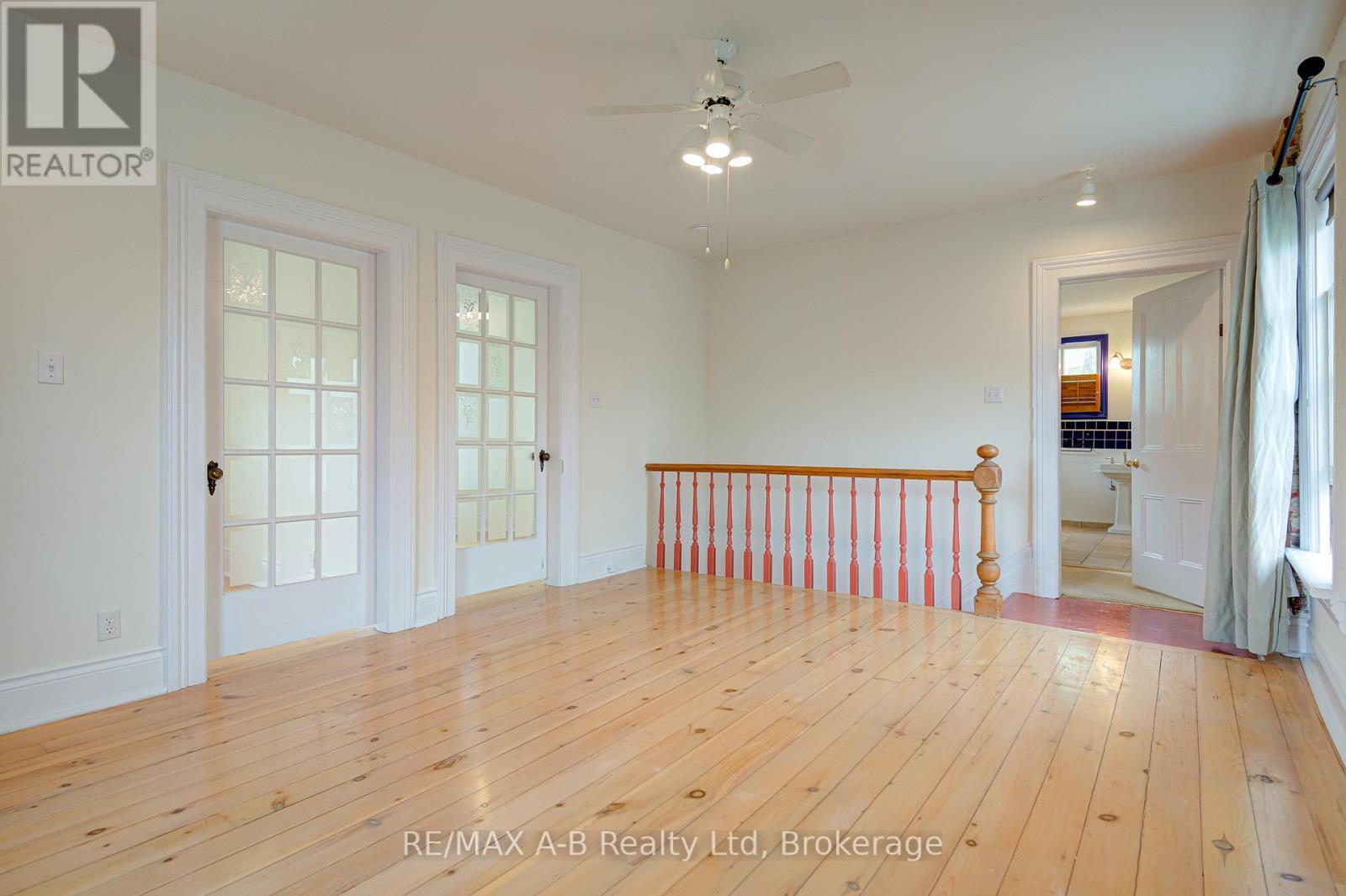 258 Douro Street, Stratford, Ontario  N5A 3S3 - Photo 32 - X12155757