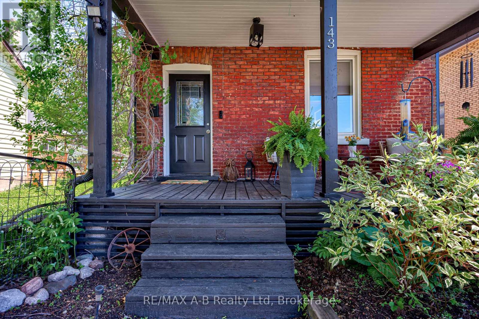 143 Bay Street, Stratford, Ontario  N5A 4K8 - Photo 3 - X12155825