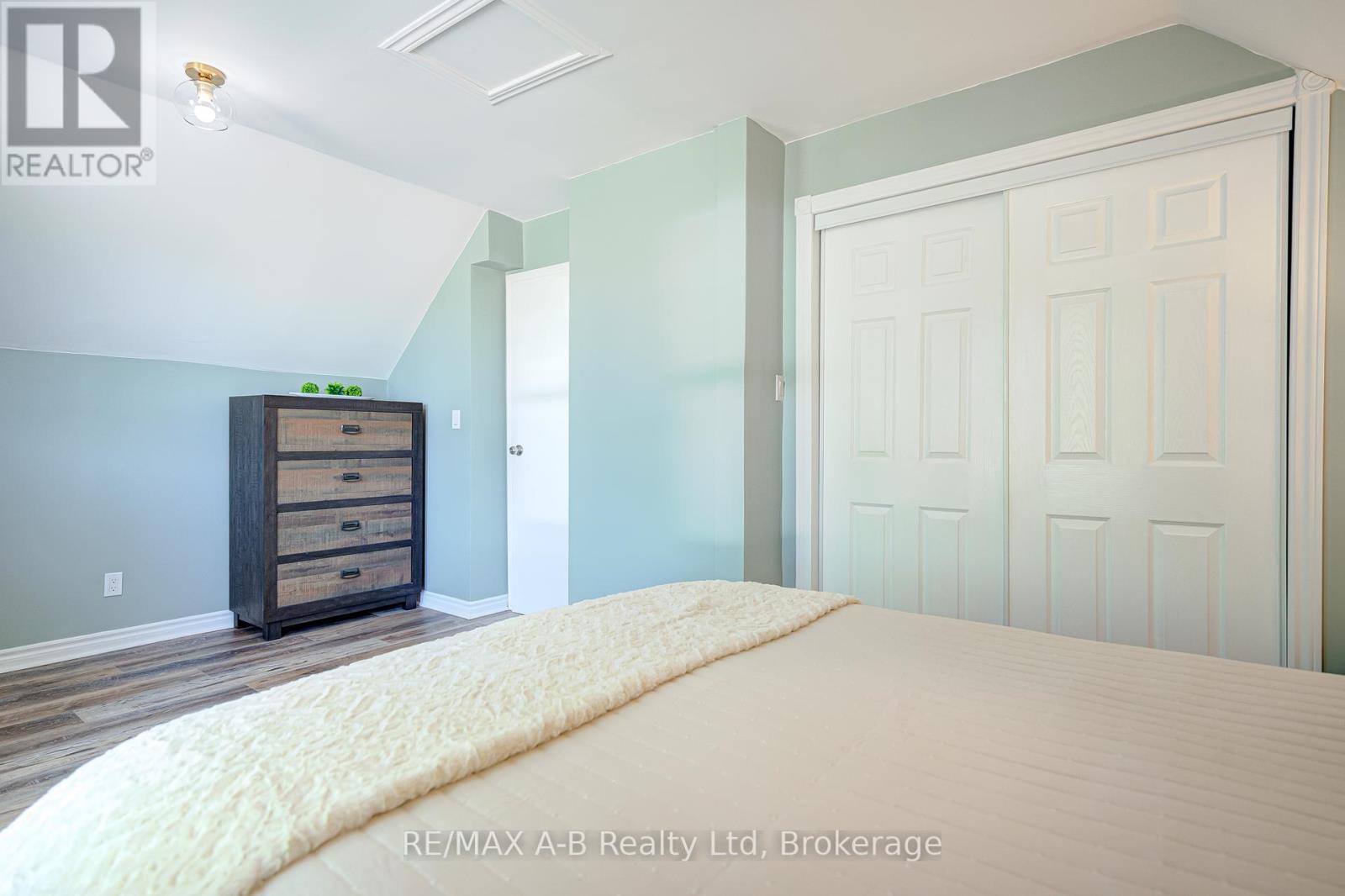 143 Bay Street, Stratford, Ontario  N5A 4K8 - Photo 30 - X12155825
