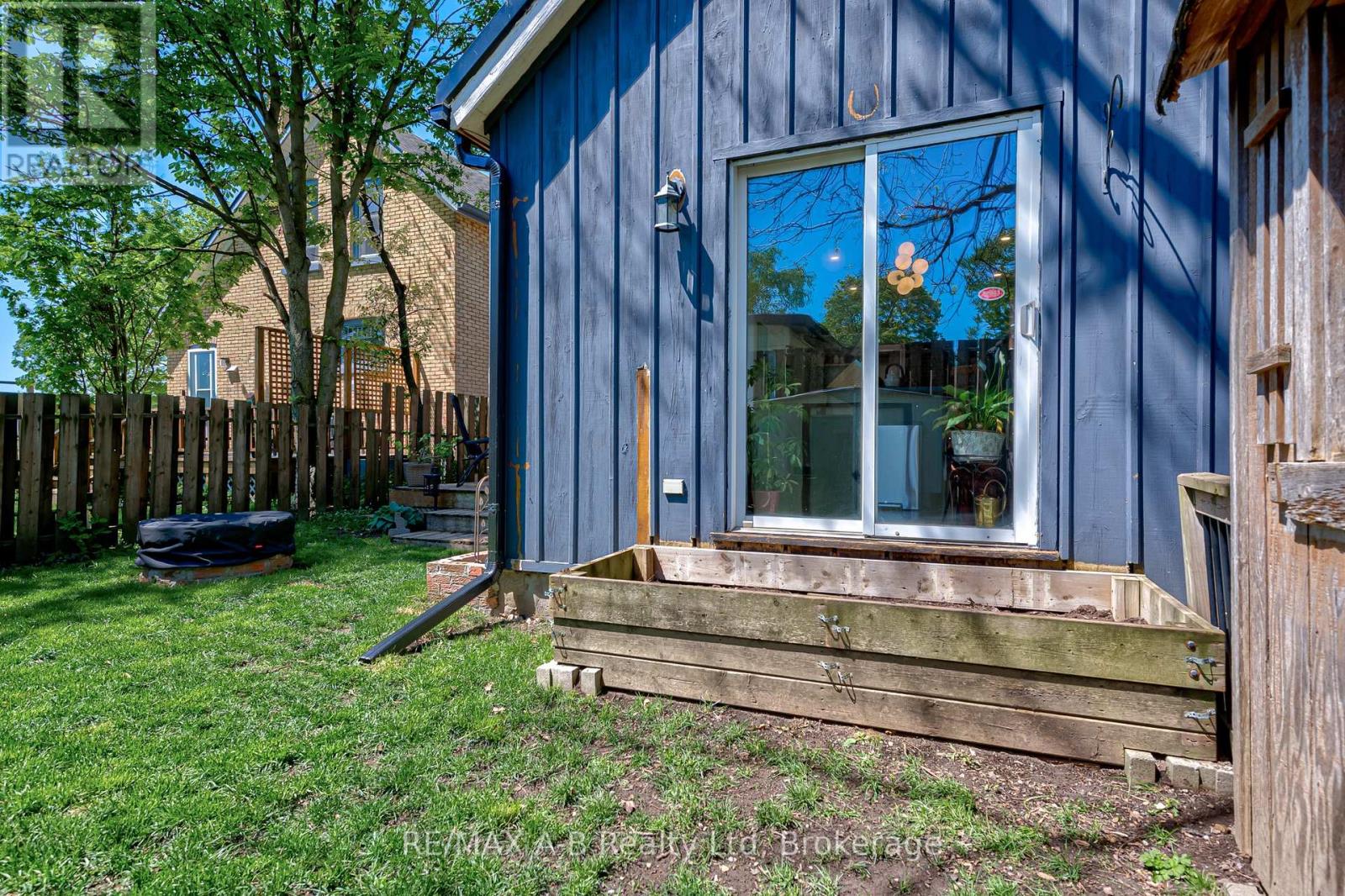 143 Bay Street, Stratford, Ontario  N5A 4K8 - Photo 35 - X12155825