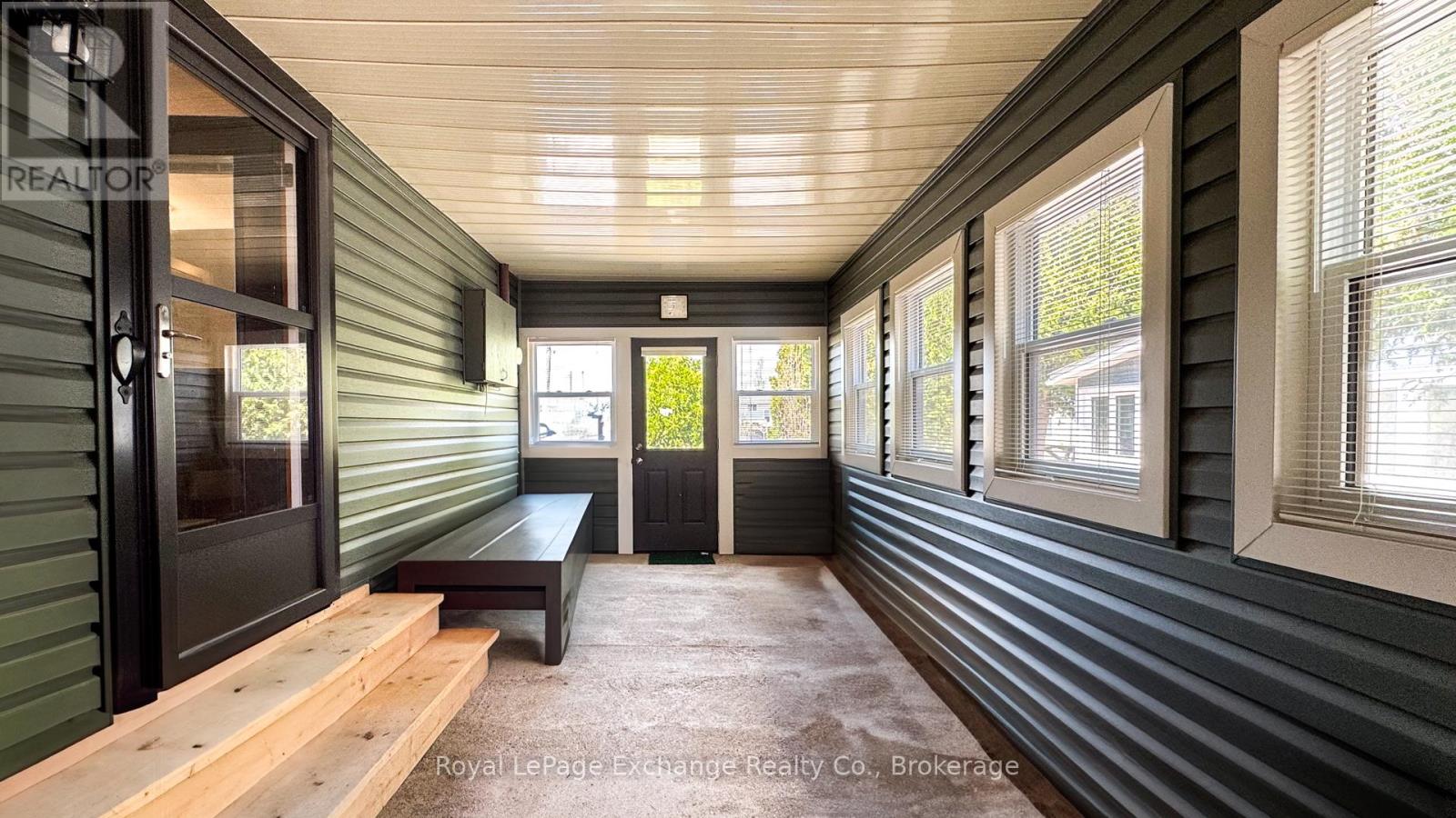 9 Wood Street, Kincardine, Ontario  N0G 2T0 - Photo 10 - X12155843