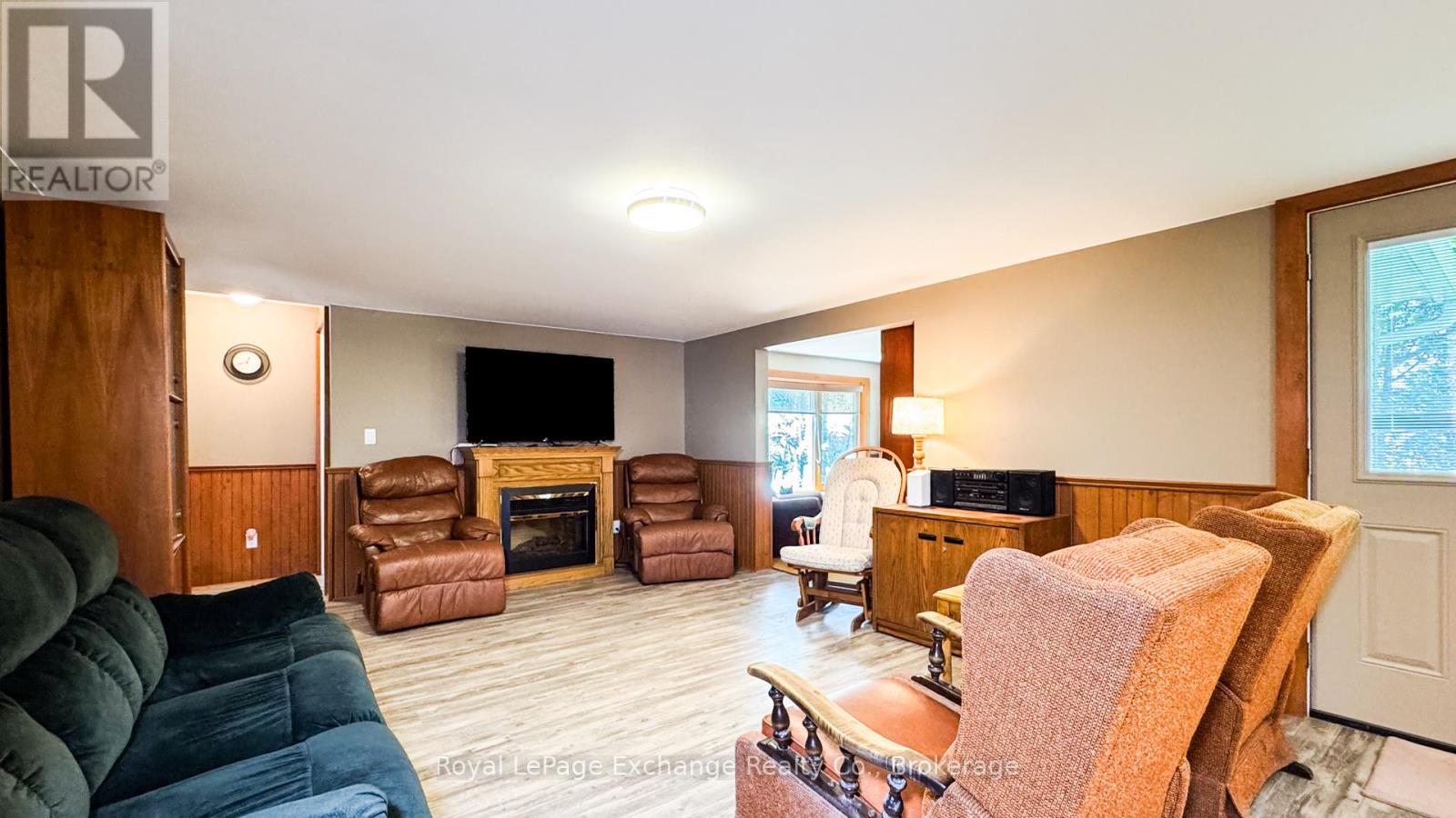 9 Wood Street, Kincardine, Ontario  N0G 2T0 - Photo 18 - X12155843