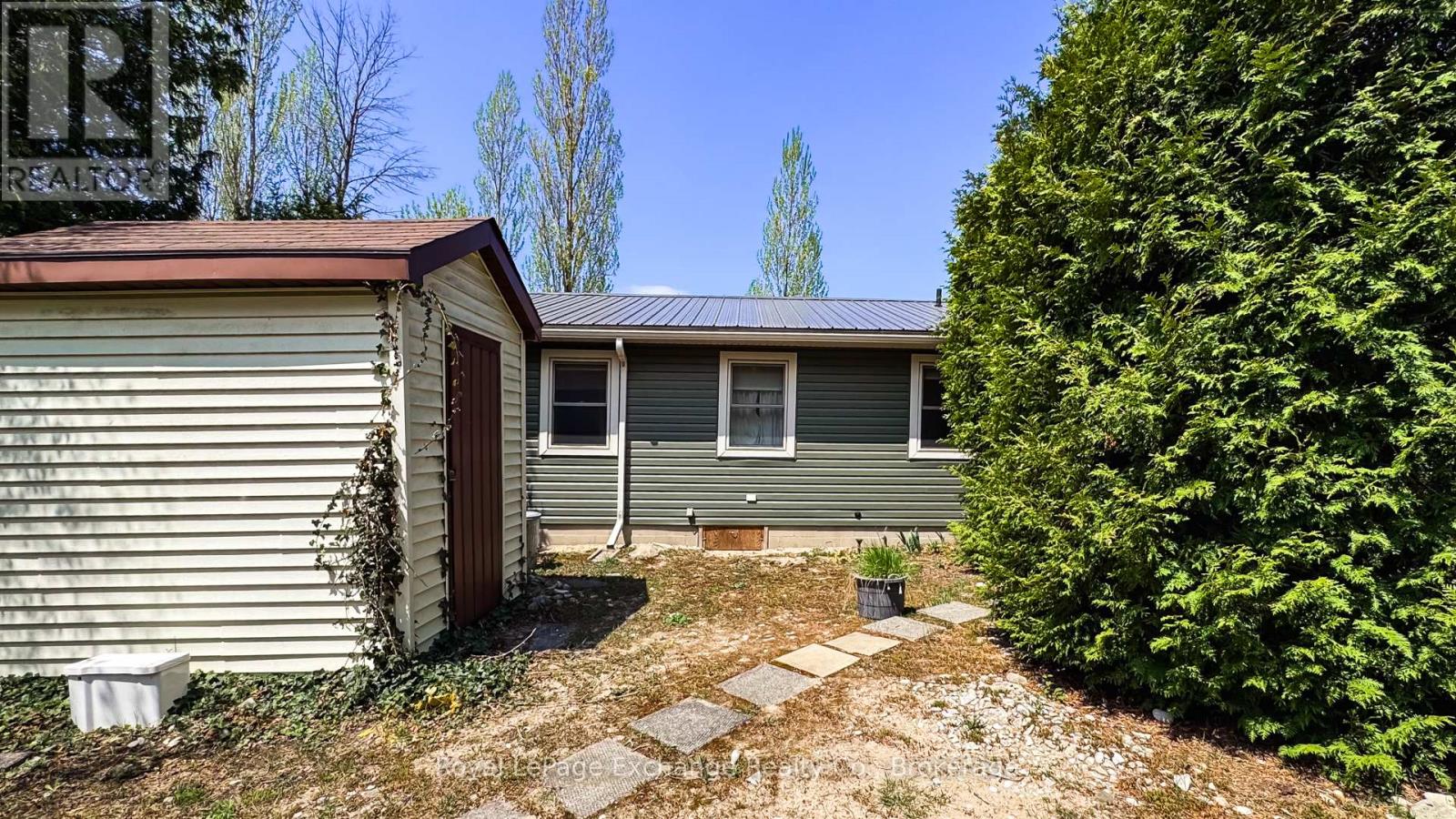 9 Wood Street, Kincardine, Ontario  N0G 2T0 - Photo 37 - X12155843