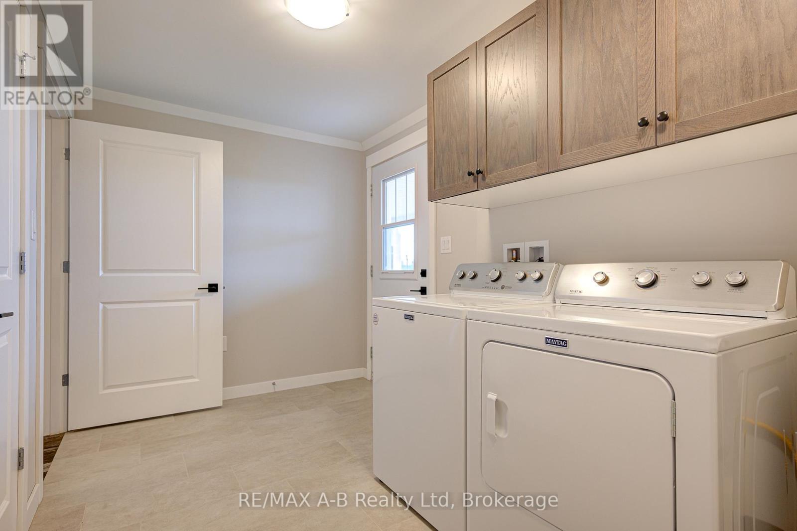 975 - 316489 31st Line, Zorra, Ontario  N0J 1J0 - Photo 10 - X12155983
