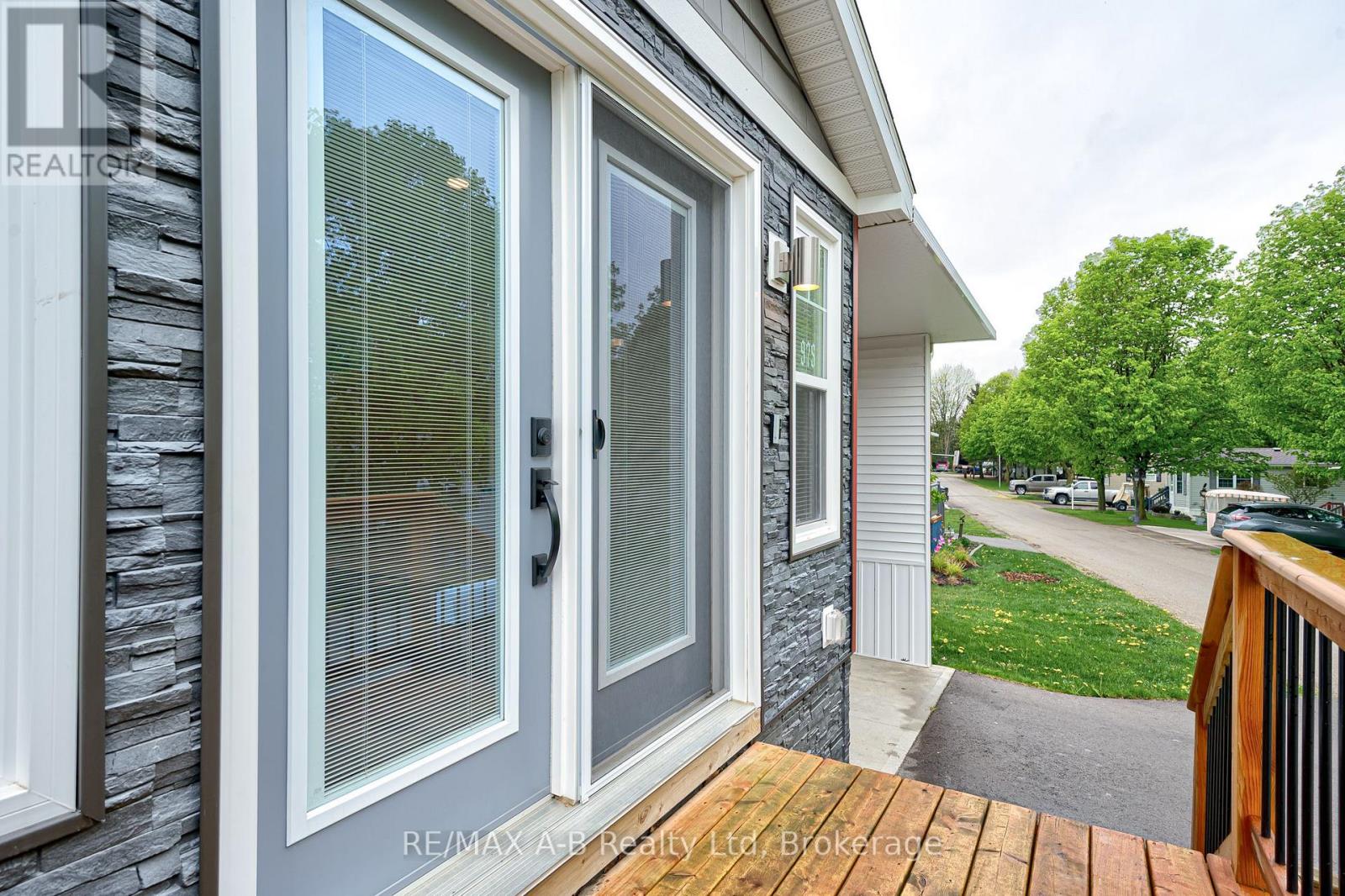 975 - 316489 31st Line, Zorra, Ontario  N0J 1J0 - Photo 4 - X12155983
