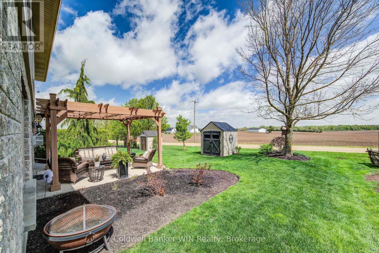 185 Rubys Crescent, Wellington North, Ontario  N0G 2L2 - Photo 48 - X12156010