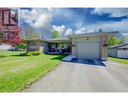 1076 HENRY Street, Wellesley, Ontario