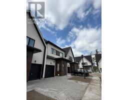 15 RUBY CRESCENT, Orillia, Ontario