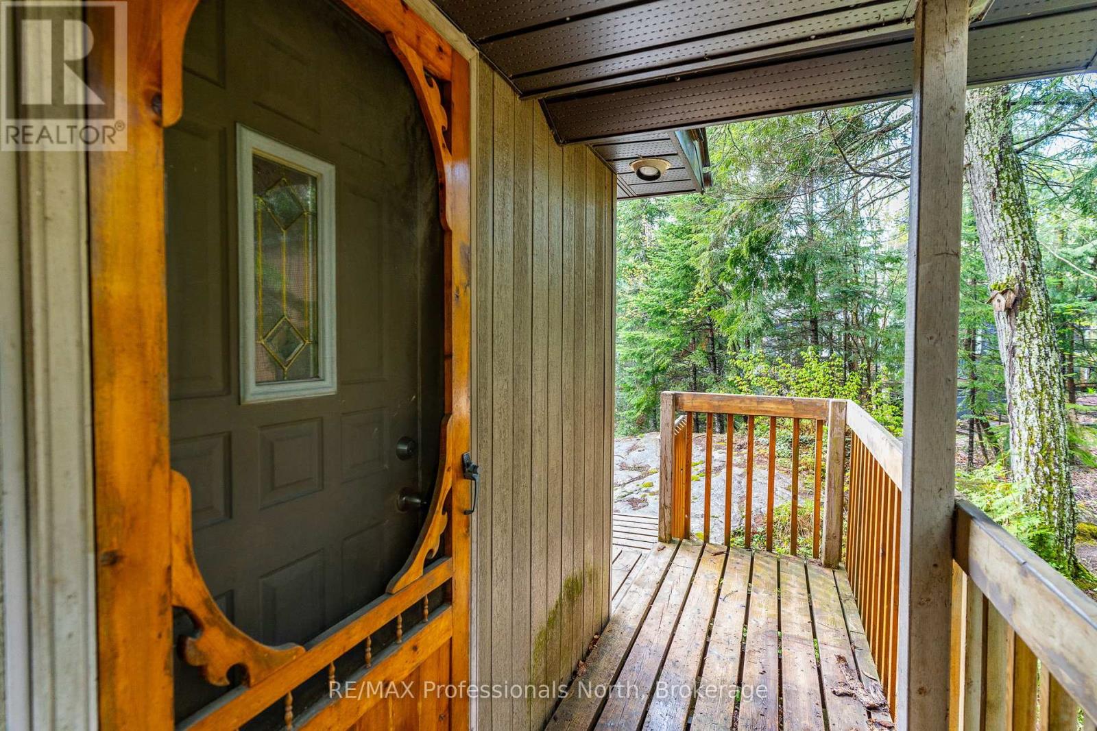 6213 Kennisis Lake Road, Dysart Et Al, Ontario  K0M 1S0 - Photo 36 - X12156095