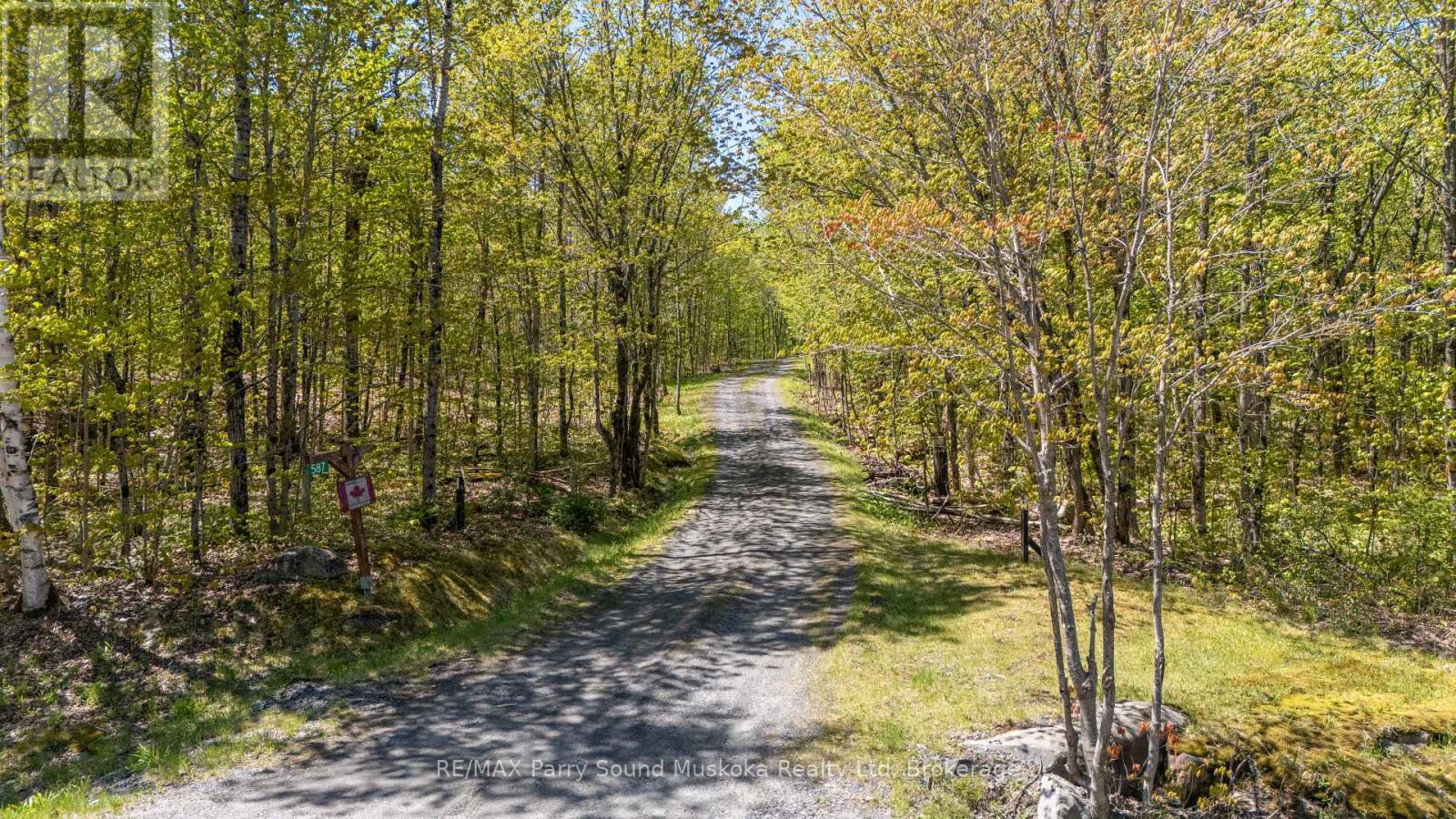 587 Centre Road, Mckellar, Ontario  P2A 0B4 - Photo 41 - X12156108