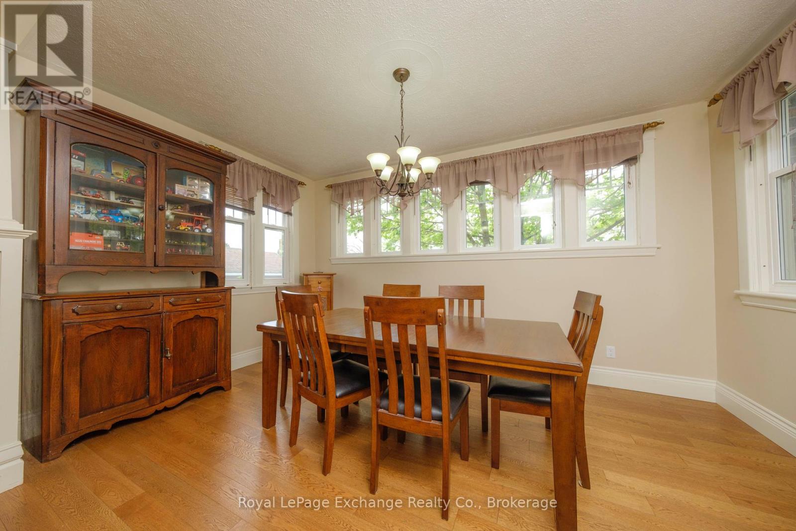 357 Ross Street, Huron-Kinloss, Ontario  N0G 2H0 - Photo 18 - X12156127