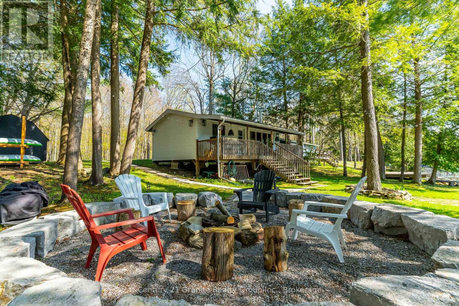1954 South Beaver Lake Lane, Minden Hills, Ontario  K0M 2K0 - Photo 37 - X12156142