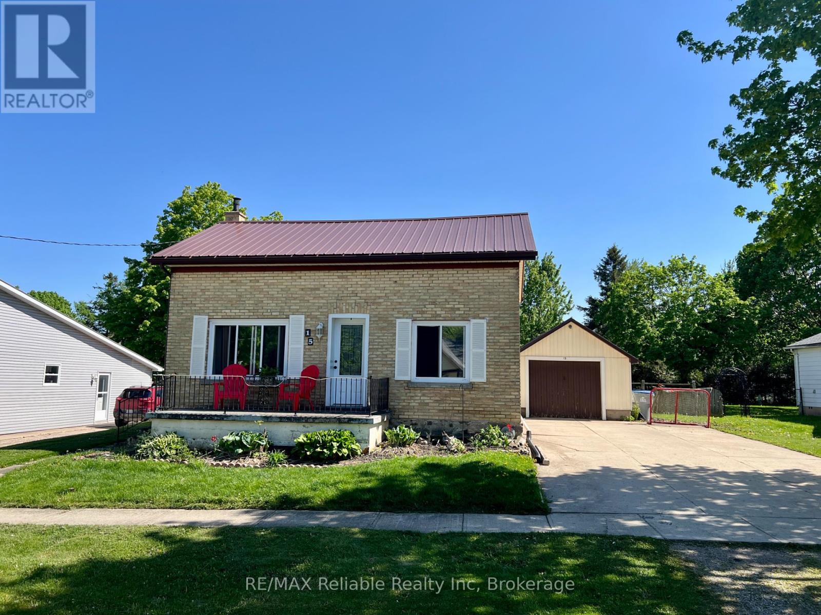 15 Mary Street, Bluewater, Ontario  N0M 2T0 - Photo 3 - X12156281