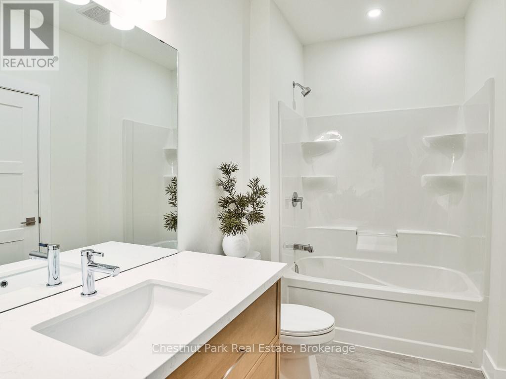 2 Black Spruce Street, Huntsville, Ontario  P1H 1M3 - Photo 13 - X12156315
