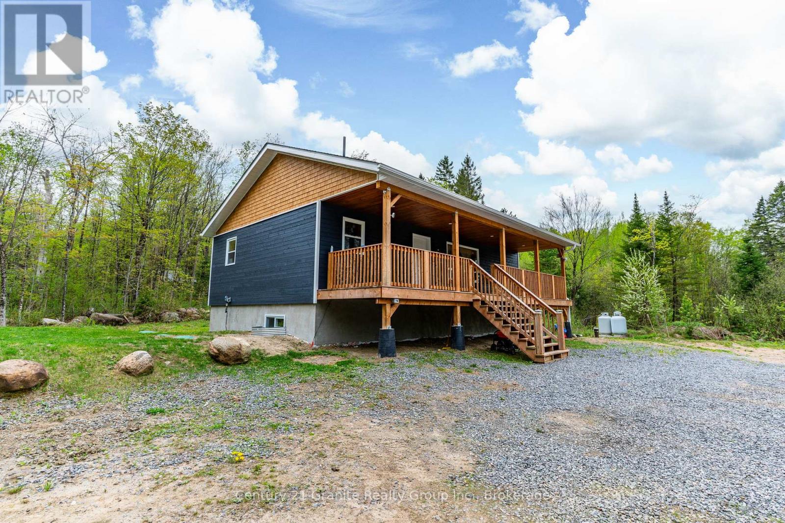 10498 Highway 118, Algonquin Highlands, Ontario  K0M 1J0 - Photo 33 - X12156378