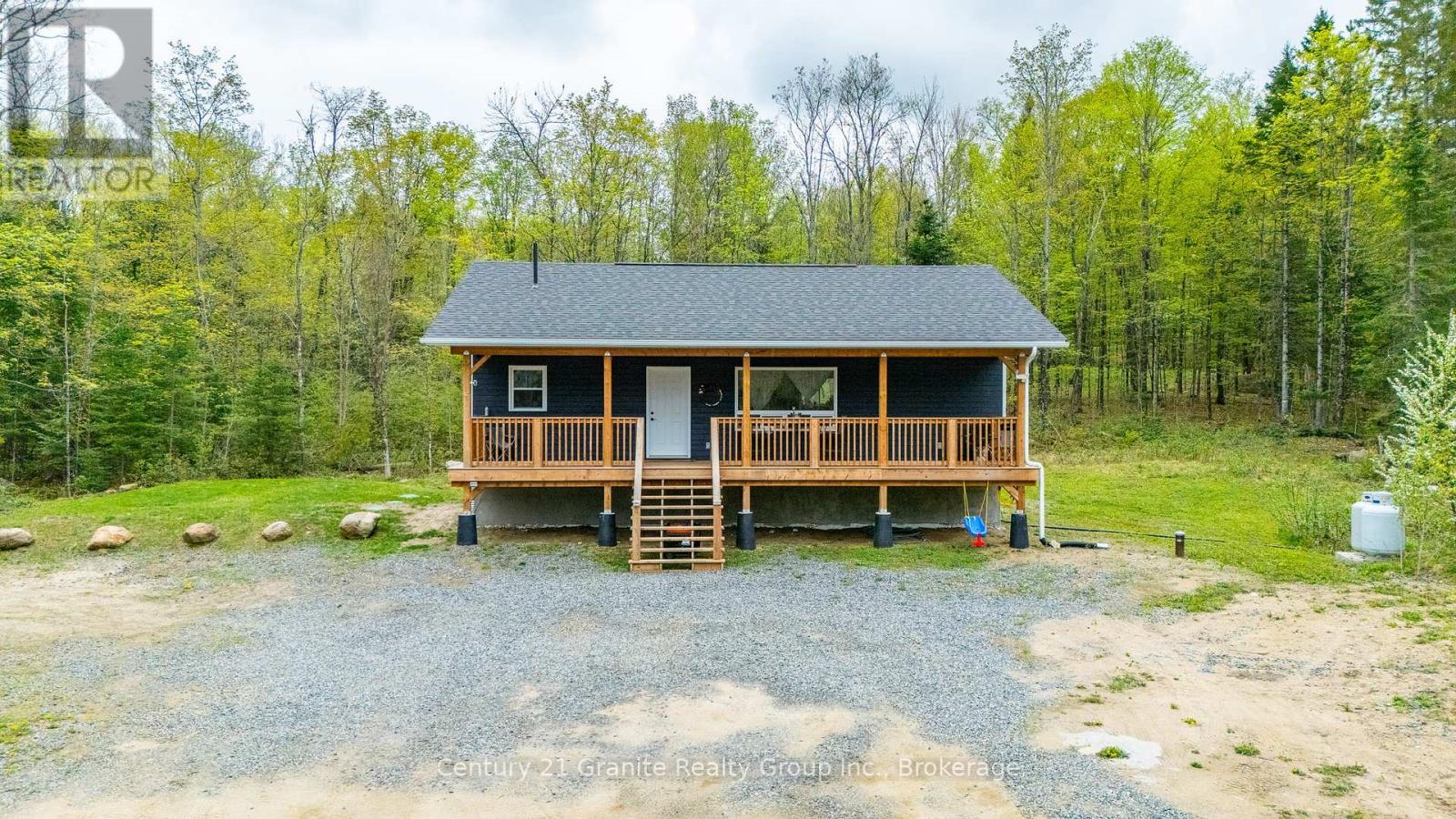 10498 Highway 118, Algonquin Highlands, Ontario  K0M 1J0 - Photo 37 - X12156378