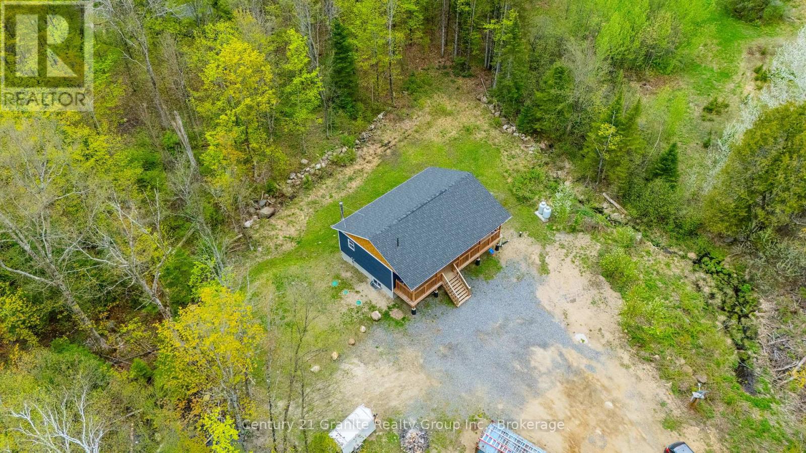 10498 Highway 118, Algonquin Highlands, Ontario  K0M 1J0 - Photo 40 - X12156378