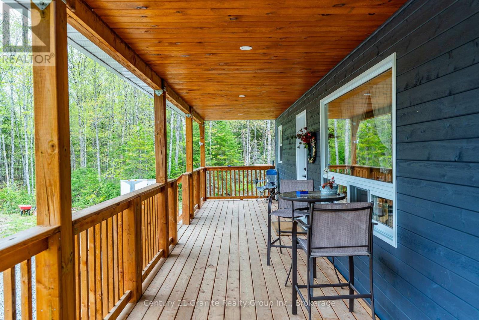 10498 Highway 118, Algonquin Highlands, Ontario  K0M 1J0 - Photo 5 - X12156378