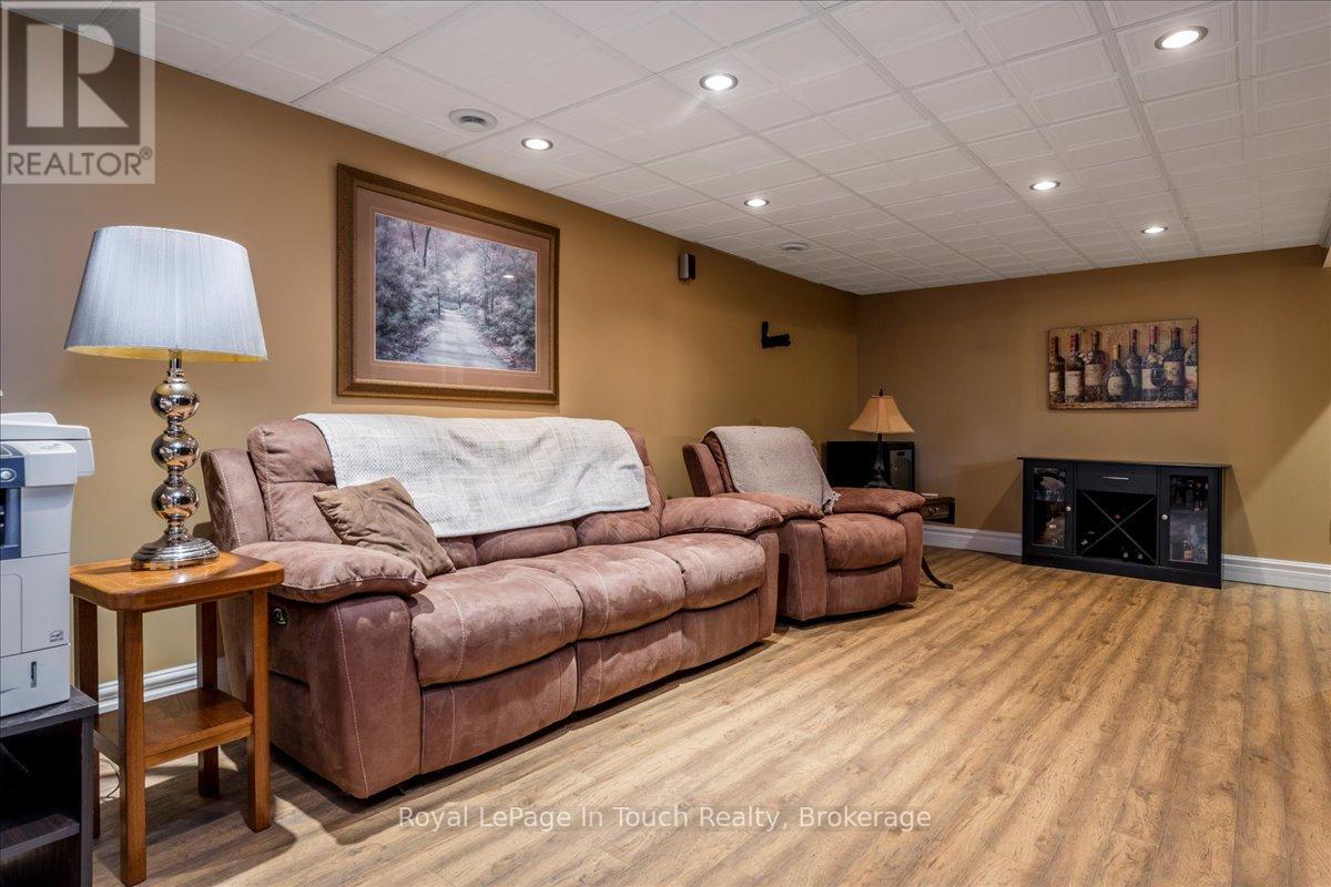 296 John Street, Midland, Ontario  L4R 2J5 - Photo 18 - S12156697