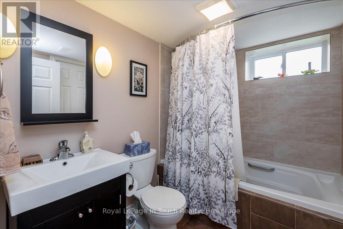 296 John Street, Midland, Ontario  L4R 2J5 - Photo 22 - S12156697