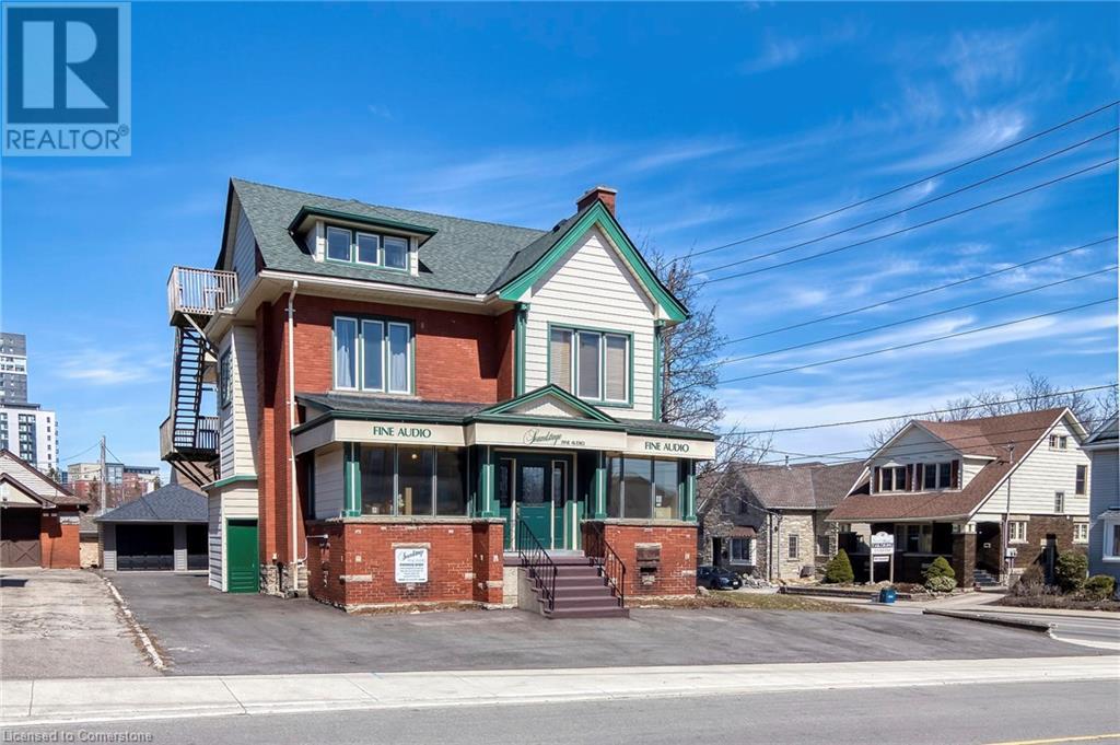 59 REGINA Street N, Waterloo, Ontario