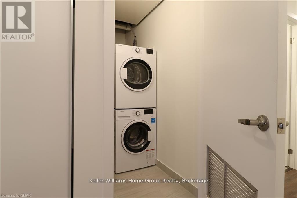 A15 - 10 Palace Street, Kitchener, Ontario  N2E 0J3 - Photo 8 - X12156923