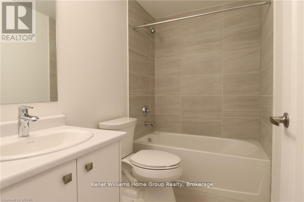 A15 - 10 Palace Street, Kitchener, Ontario  N2E 0J3 - Photo 9 - X12156923