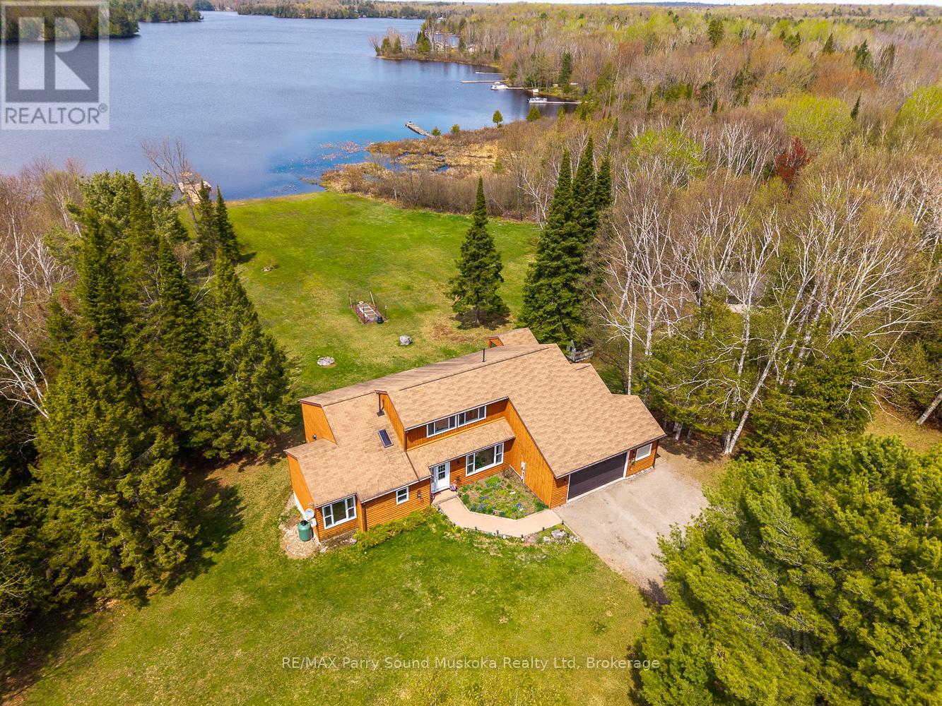 258 LAKESIDE TRAIL, Magnetawan, Ontario