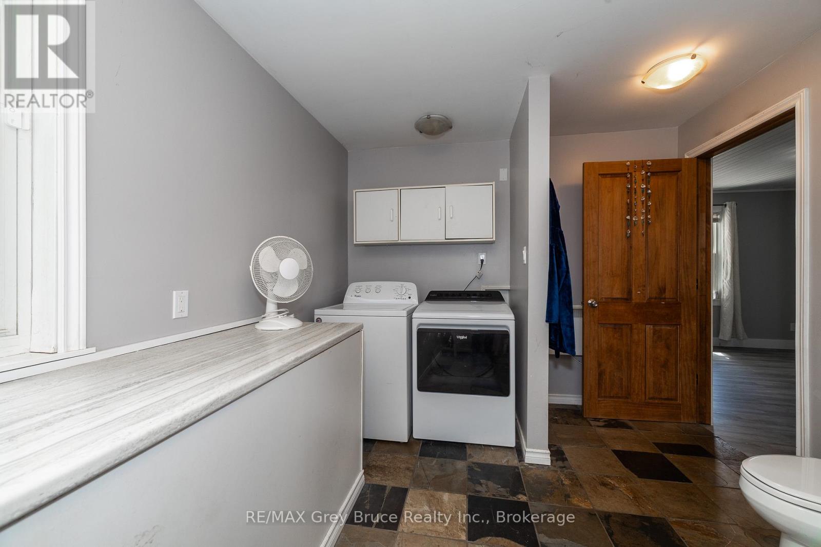 106 Spencer Street, South Bruce Peninsula, Ontario  N0H 1P0 - Photo 18 - X12157644
