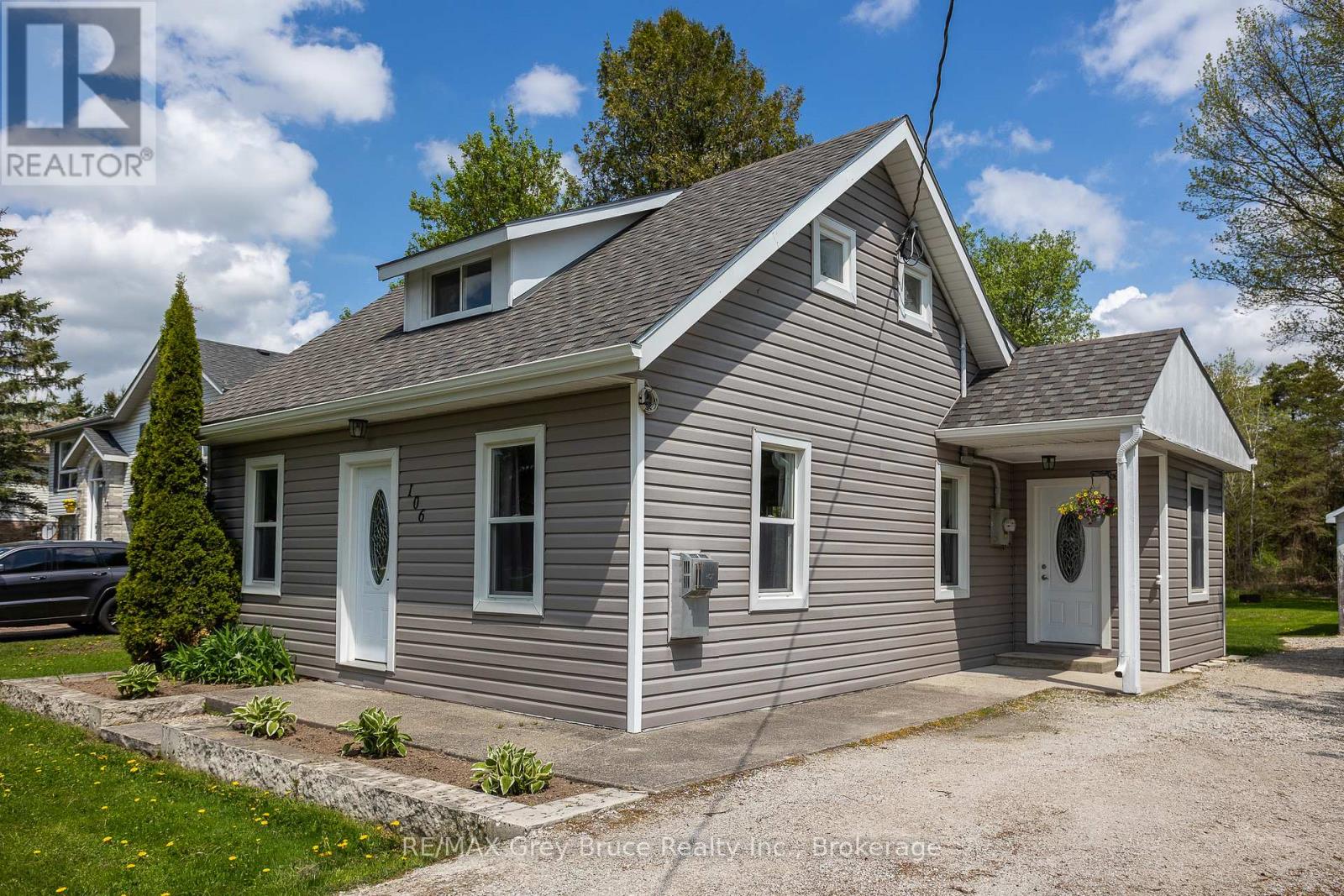 106 Spencer Street, South Bruce Peninsula, Ontario  N0H 1P0 - Photo 38 - X12157644
