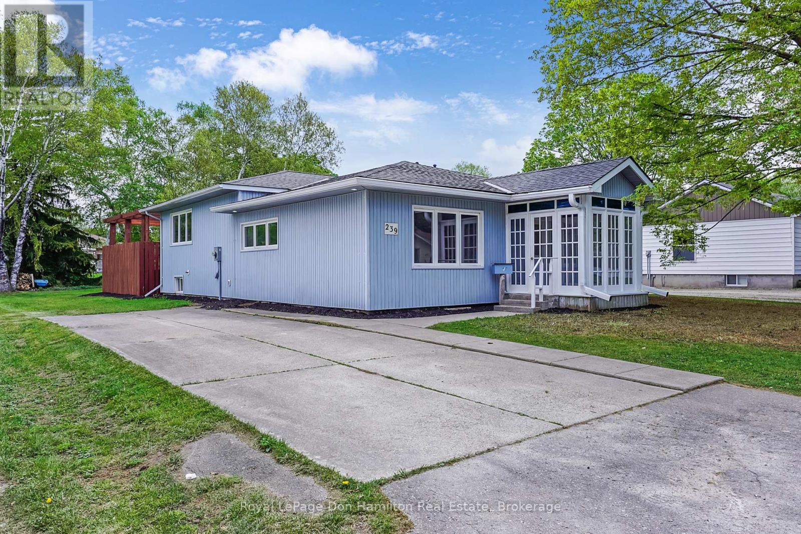 239 JONES STREET, Goderich, Ontario