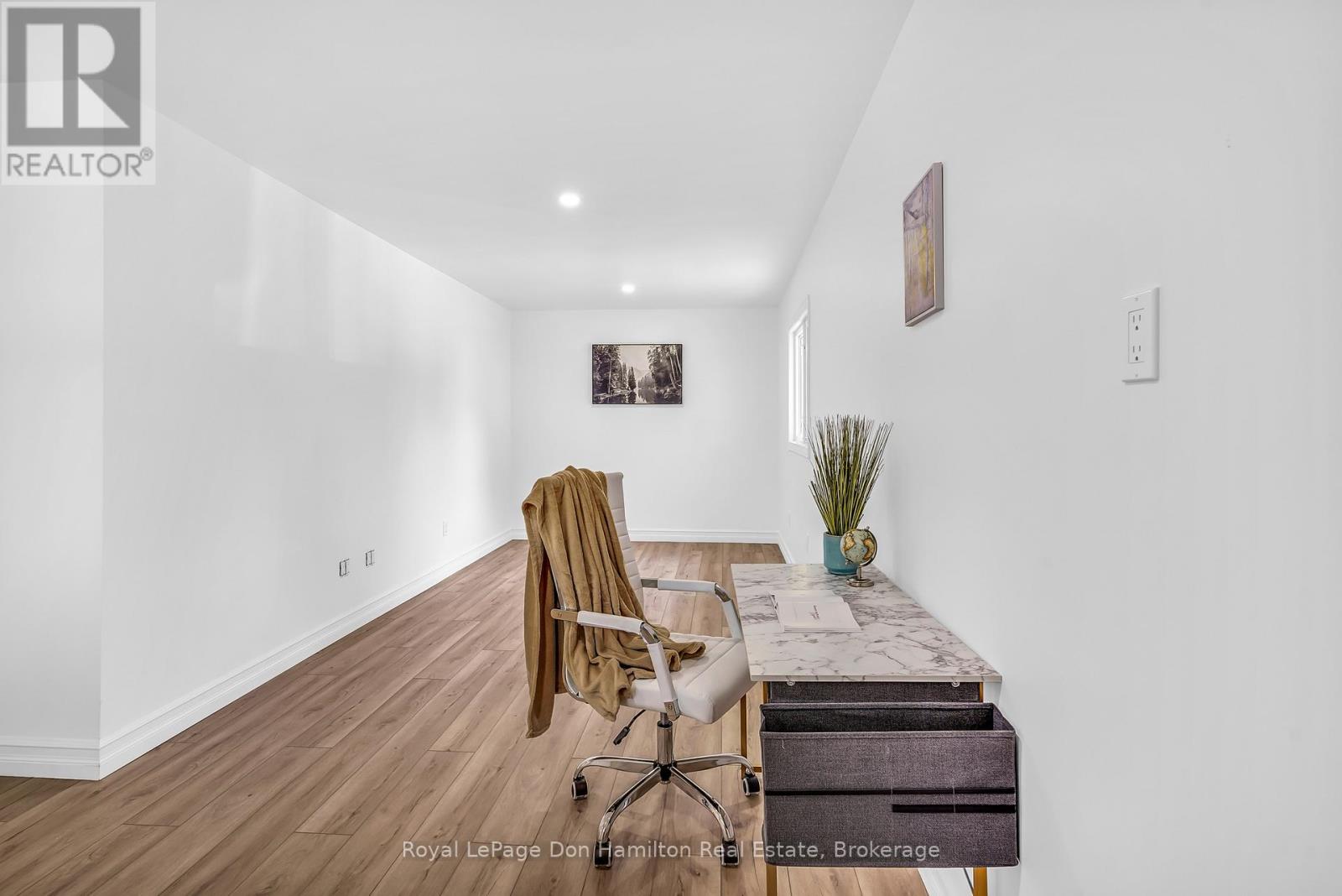 239 Jones Street, Goderich, Ontario  N7A 3B9 - Photo 10 - X12157660