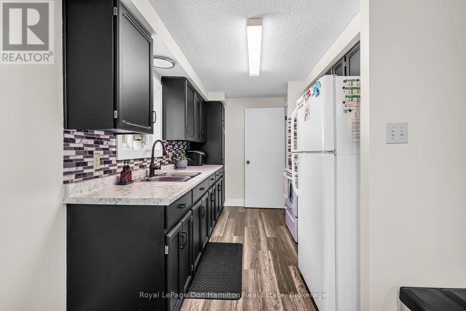 717 Ainley Street, Huron East, Ontario  N0G 1H0 - Photo 10 - X12157667