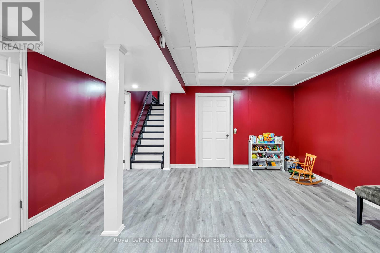 717 Ainley Street, Huron East, Ontario  N0G 1H0 - Photo 28 - X12157667